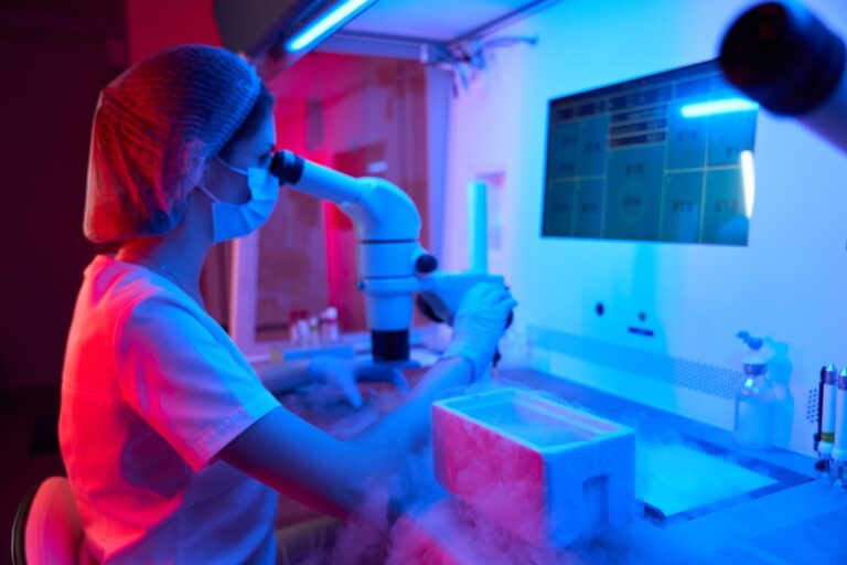 Technologia plazmowa w oczyszczaniu powietrza – innowacyjne rozwiązania wentylacyjne