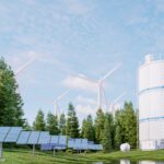 Hybrydowe systemy magazynowania energii – trendy i innowacje