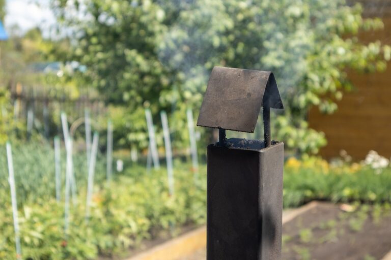 Jak prawidłowo zamontować czujnik ruchu w ogrodzie?