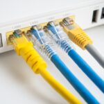 Jak wybrać odpowiedni kabel do instalacji domowego internetu?