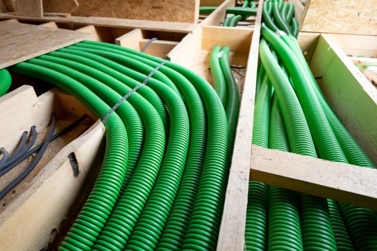 Jakie ekologiczne trendy dominują w branży instalacyjnej?