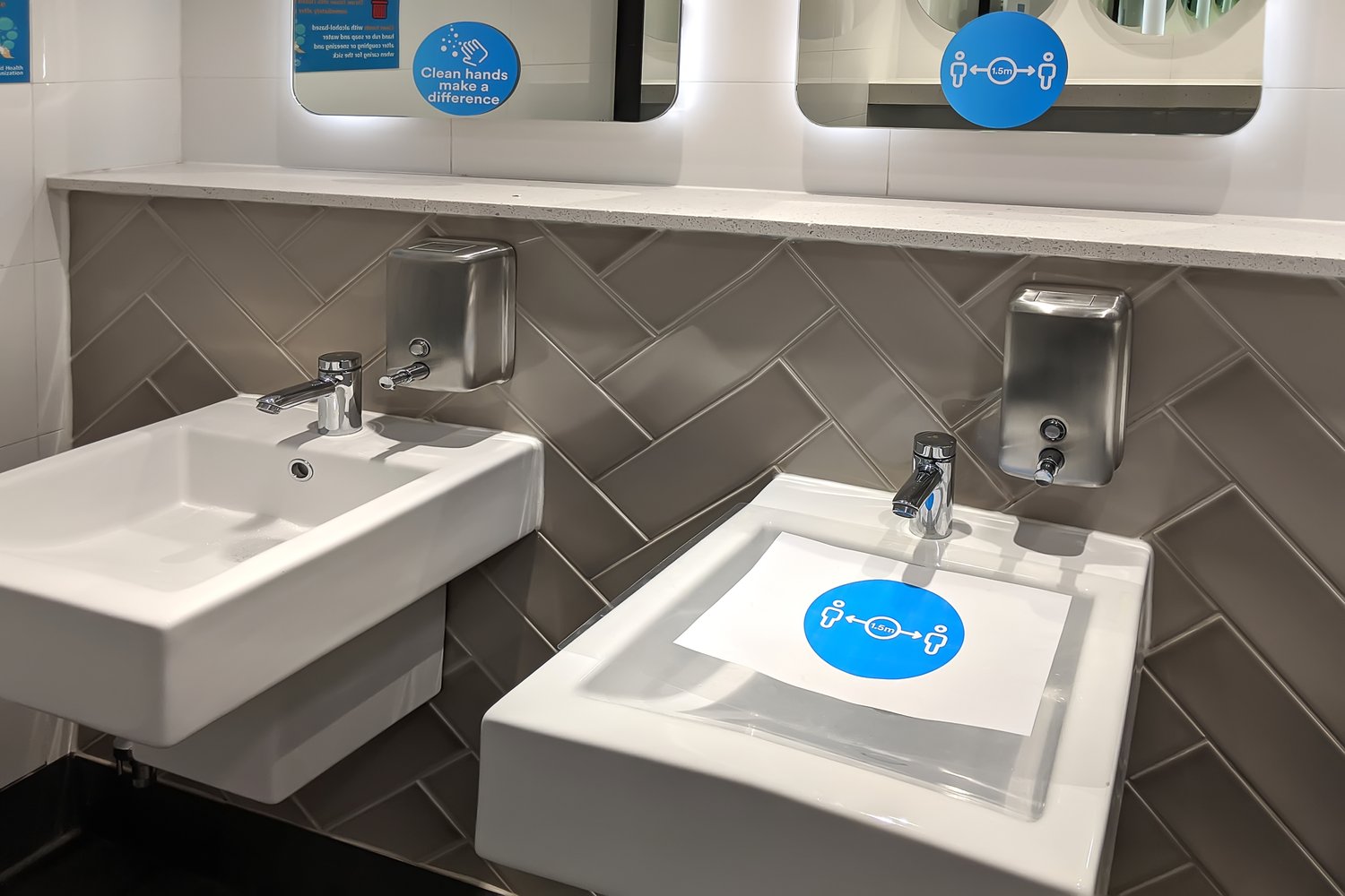 Jakie smart rozwiązania dla łazienki zyskują popularność w 2024 roku?