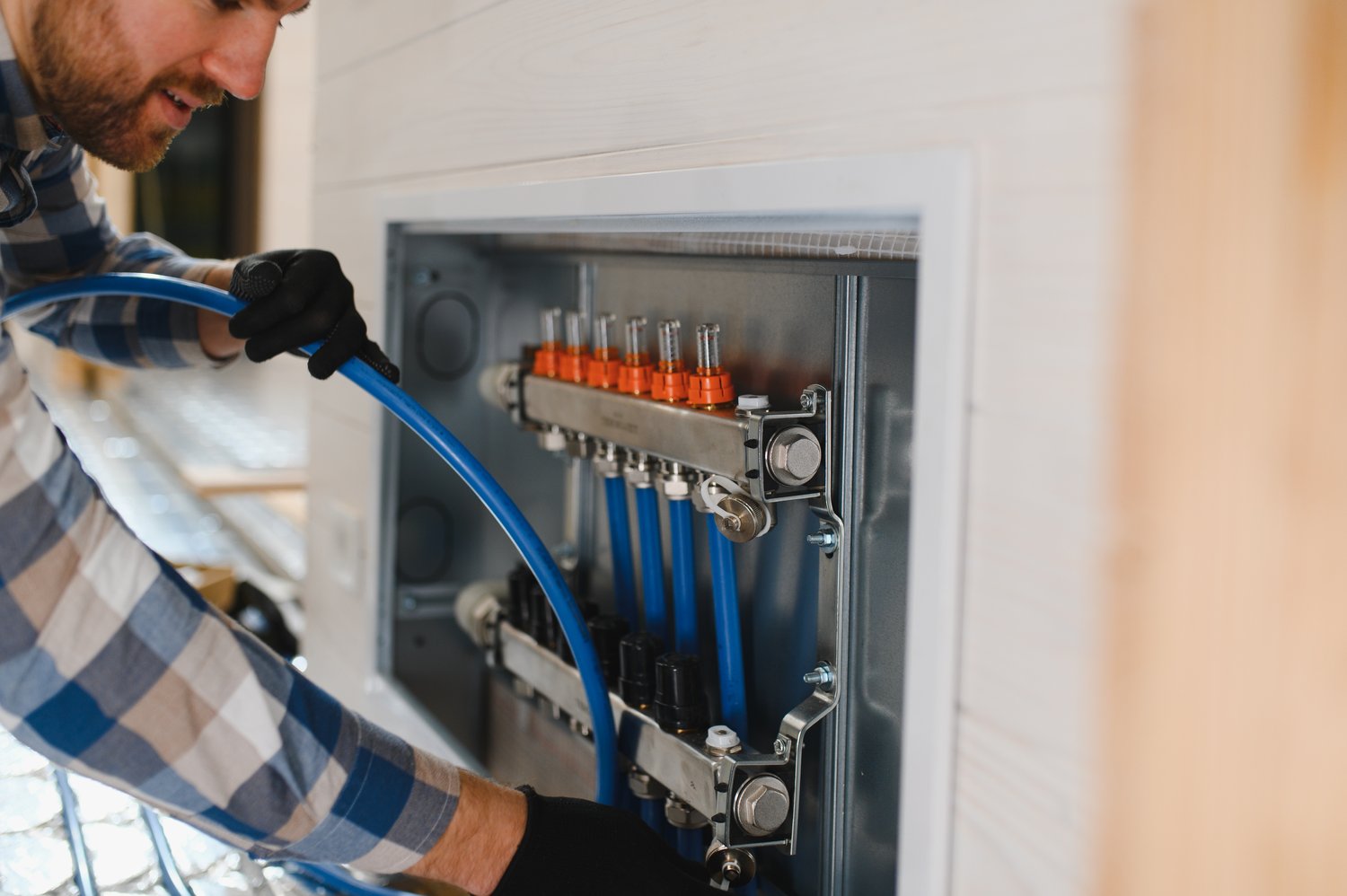 Kiedy opłaca się modernizacja instalacji elektrycznej na nowsze standardy?