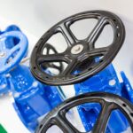 Kiedy stosować zawory kulowe a kiedy zawory odcinające?