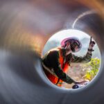 Jak naprawić nieszczelną rurę kanalizacyjną w piwnicy?