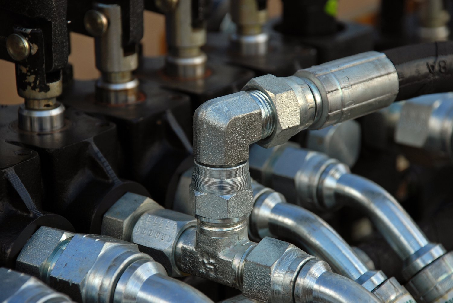 Jak wybrać odpowiedni nypel do instalacji hydraulicznych w przemyśle